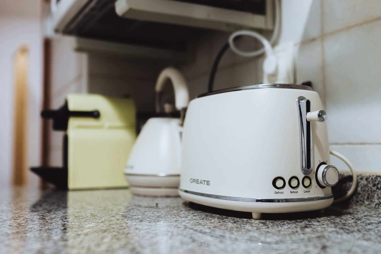 Tostadora, hervidor y cafetera - Apartamento Rector Cobos