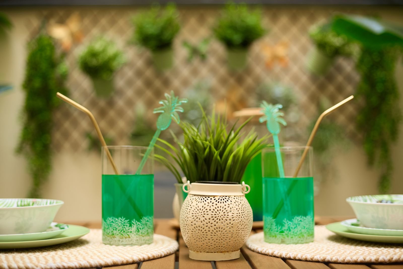 Detalle de la mesa del patio - Apartamento Rector Cobos
